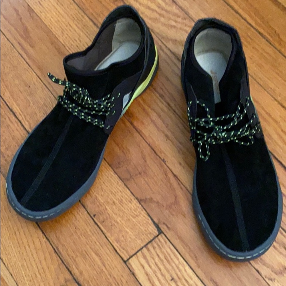 Slip on sneaker